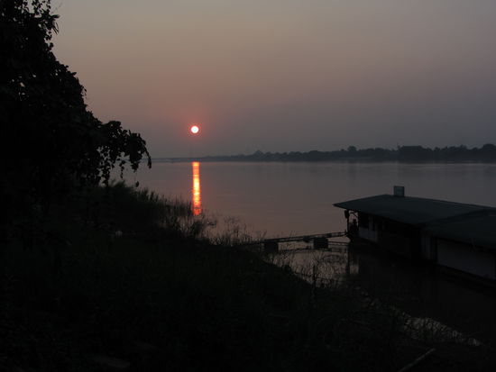 Sonnenuntergang am Mekong