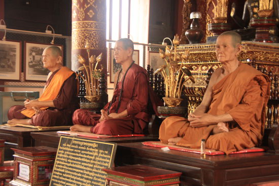 Wachsfiguerenkabinett mal anders (im Wat Prah Sing)