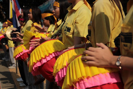 Thailandische Klänge bei einem Schulfest...