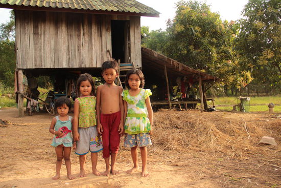 Landkinder, gespannt auf das was kommt...