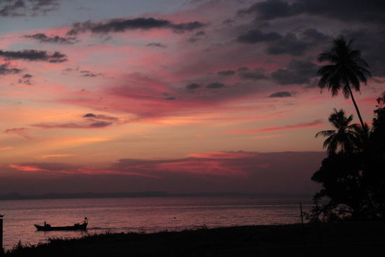 Einer von vielen Sonnenuntergängen, doch hier der erste an der Grenze zu Campodia