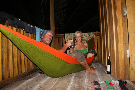 Hmmm, noch ein Täss'chen Rotwein....das ist schon lange her....