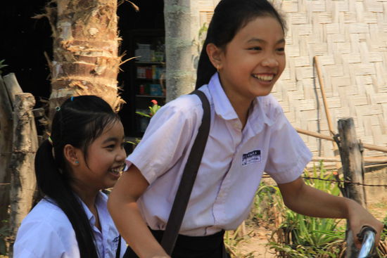 fröhliche Schulkinder....