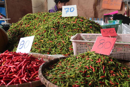 Marktimpressionen: Chili in rauhen Mengen....