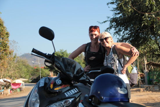 ich hatte mir geschworen, nie wieder Motorrad zu fahren....hahaha
(das ist wie mit dem Rauchen aufzuhören...grins)