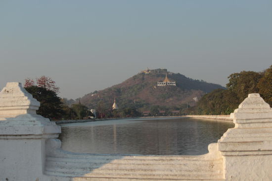 Blick auf den Mandalay Hill