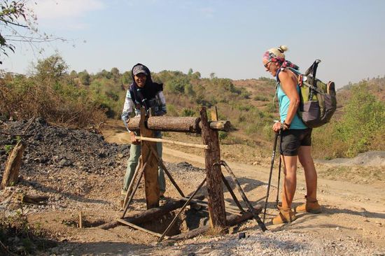 Wie holt man denn aus diesem Loch Kohle raus? ...unvorstellbar für uns