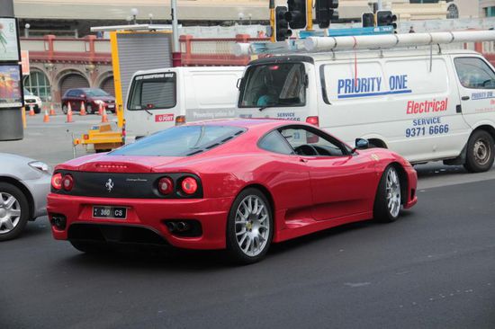 der Reichtum der Perther wird zur Schau gestellt...