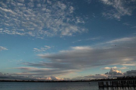 der Himmel über dem Swan- River