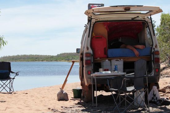 völlig erschöpft vom süßen Nichtstun....