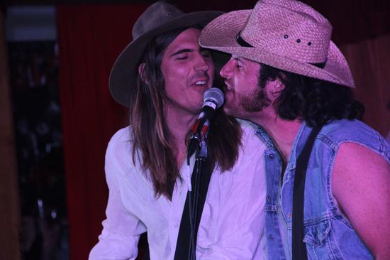 echte Cowboys für Stimmung sorgen....