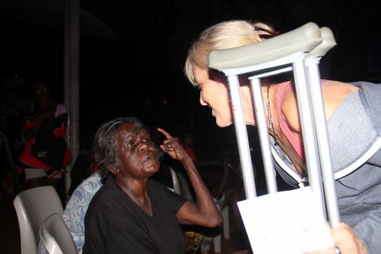 Schimpft sie mit mir oder will sie mir etwas erklären? Ich verstehe nur Bahnhof.....bis sie dann doch ein paar Worte englisch spricht....