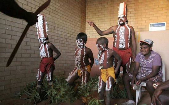 Kleine Kostprobe unter dem Schatten des Bumerangs....