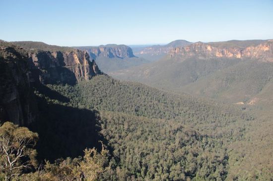 weiter Blick über die "Blue Mountains"...