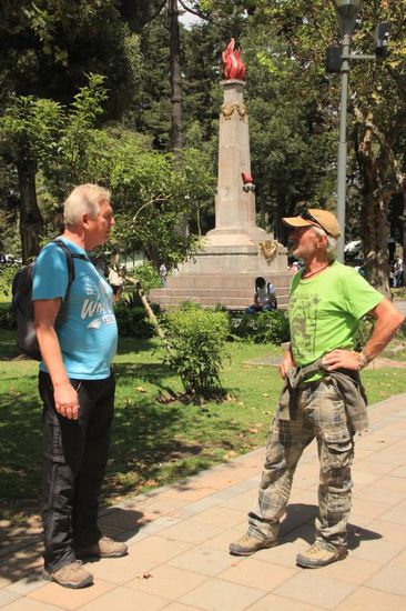 da kommt "frau" doch keinen Meter vom Fleck....aber gut, sie haben sich ja wirklich viel zu erzählen...
