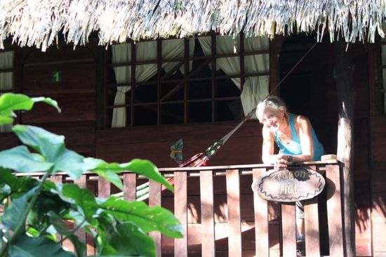 wir wohnen in der "Frosch- Hütte" und da lebt wirklich ein kleiner Freund mit uns.....