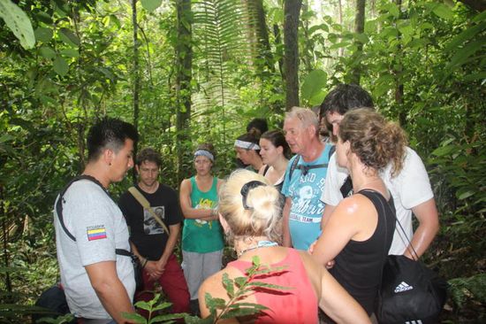 Hyro und seine aufmerksamen Schüler...
