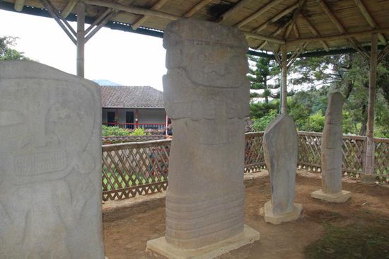 ...um die alten Grabmäler zu bewundern