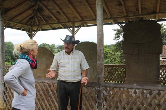 mit ein bißchen Verständnis kommt man doch mit der fremden Sprache irgendwie klar...