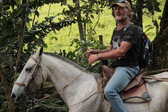 und durch dschungelartige Wälder...