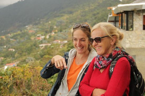 beim ersten Ausflug war es etwas frisch...doch Claudia hat viel Spaß dabei, uns ihre Heimat zu zeigen!