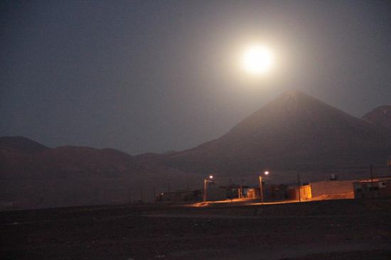 Vollmond über dem Vulkan....