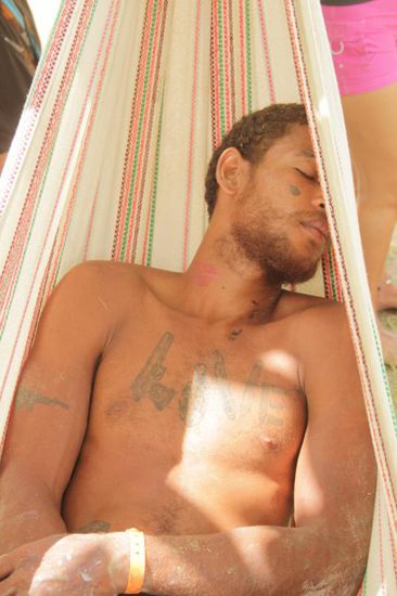 totmüde später am Strand....