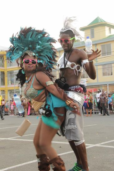 sie tanzen den "Wine"....