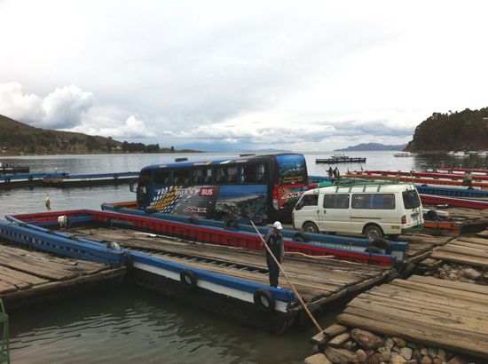 Auf dem Weg nach La Paz - eine bolivianische Fähre 