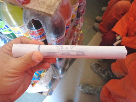 Dynamit - in dieser Form noch nicht gefährlich gem. unserem Guide...