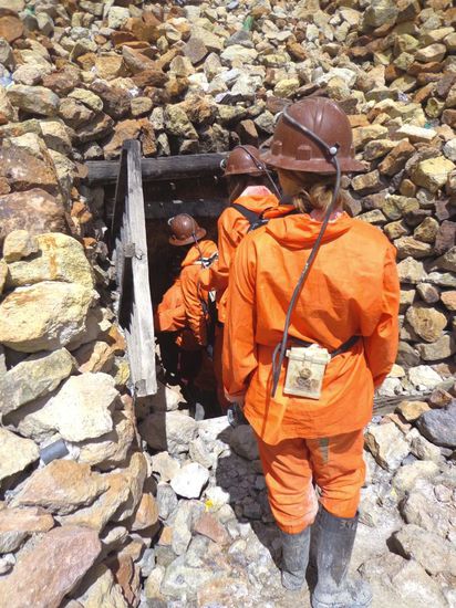 Und ab gehts in die Mine