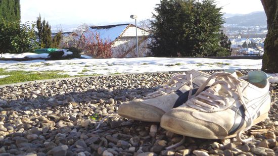 Mein 4'500stes Photo! Meine Turnschuhe haben ihren Dienst getan und gehen nun alleine auf Reisen: in die Schuhsammlung 