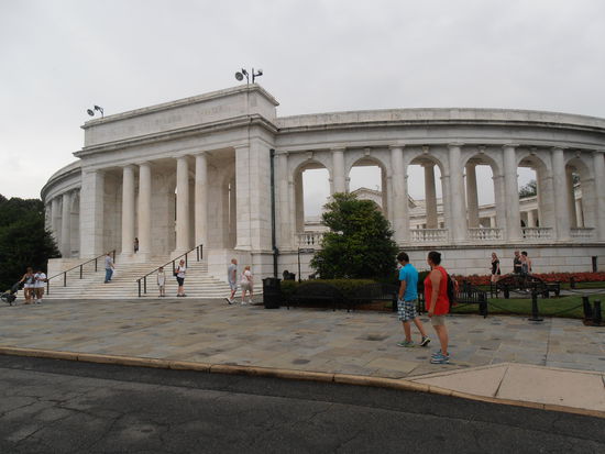 das Amphietheather mit Grab des unbkannten Soldaten