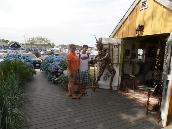 Überall gibt es kleine Künstlerwerkstätten