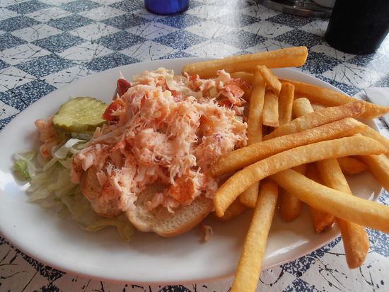 Mona's Hummer "Sandwich"