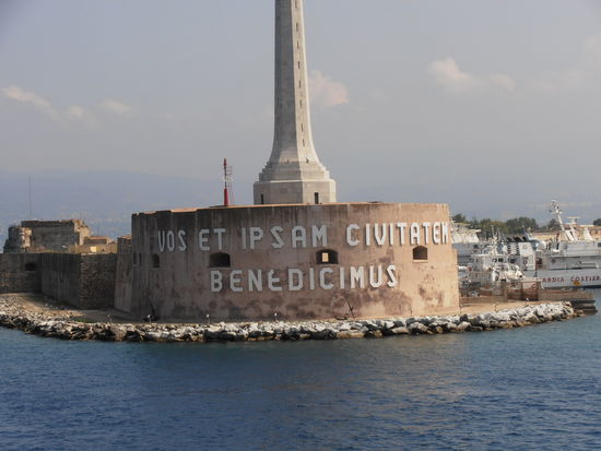 Heißt glaube ich: Segne Dich und diese Stadt