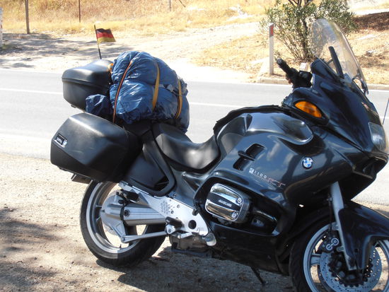Der Wind war wieder ungemein stark von der Seeseite, mein Fähnchen war kräftig am flattern