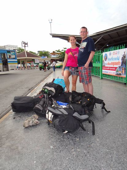 Abreise am Hualompong Bahnhof