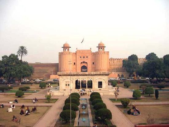 Shahi-Fort