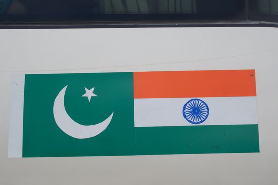 Diese Fahnen, zusammengewachsen zu EINEM Symbol wären mein Traum.