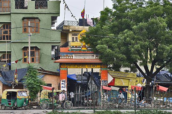 Manju Ka Tilla - MEINE Gegend in Delhi, wenn ich ankomme, fühle mich sofort sicher und geborgen unter den vielen Tibetern.