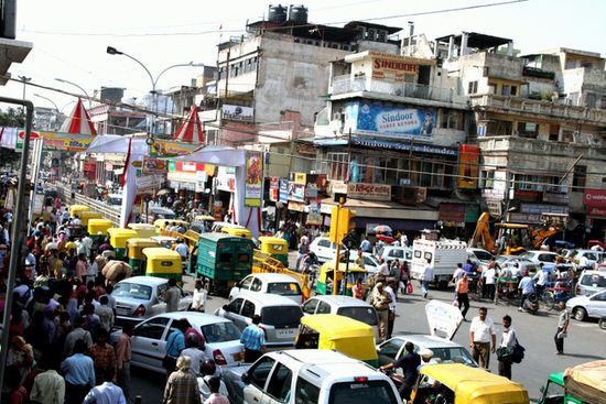 Delhi außerhalb der geschützen Manju-Ka-Tila-Gegend
