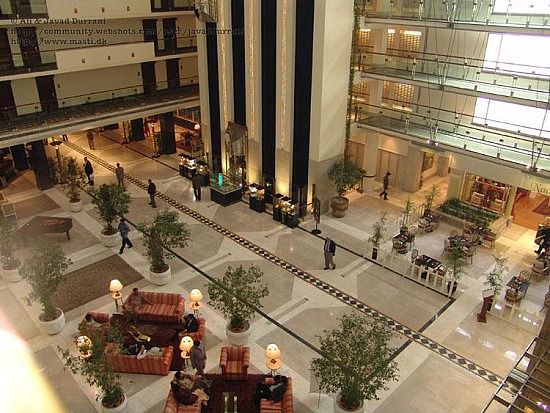 Empfangshalle und Foyer - ein für Pakistan unbeschreiblicher Luxus