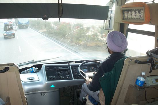 Um 6.00 Uhr morgens geht's zurück nach Delhi.