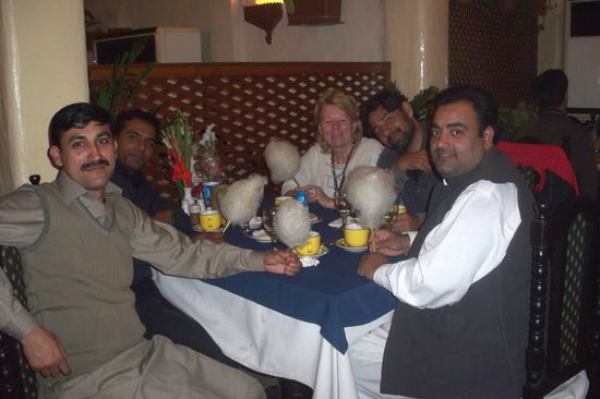 ein Ober ist sogar extra nur für unseren Tisch abgeordnet