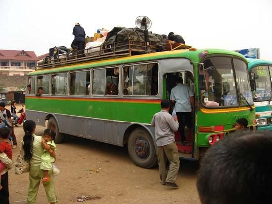 Bus nach Udomxai