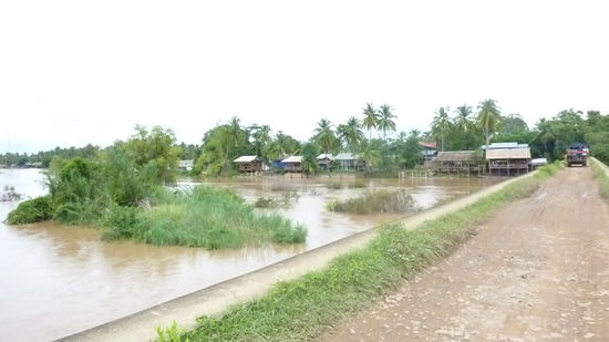 auch hier auf Don Det merkt man die Regenzeit. Nun geht es rüber nach Don Khon