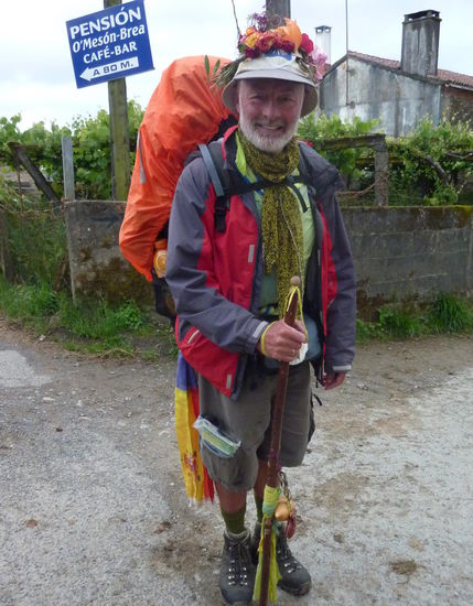 Ein schwäbischer Pilger, der seinen Hut jeden Tag mit frischen Blumen schmückte