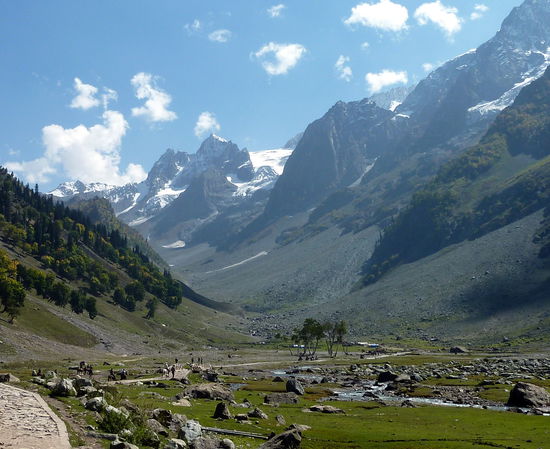 Das Ziel der indischen Träume: Eine Höhle mit Schnee.