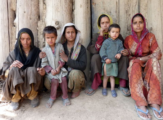Eine Zigeunerfamilie in den Bergen